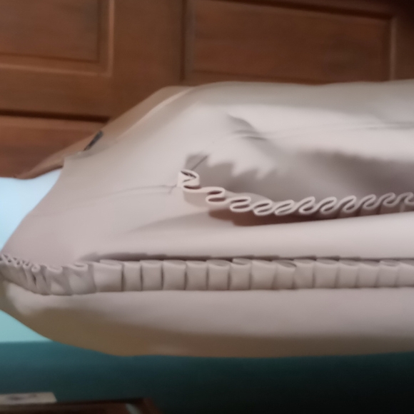 Coat - Picture 2 of 4